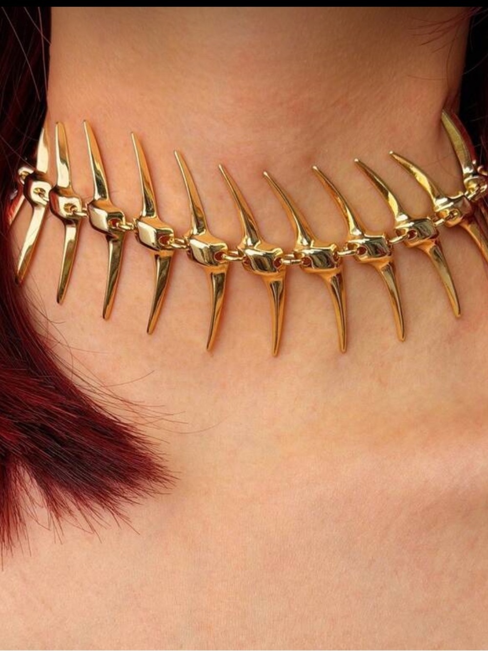 Gold Spine-Back Statement Necklace - Picture 2 of 5